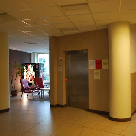 Dom Studencki Zaulek Hostel Krakow Bagian luar foto